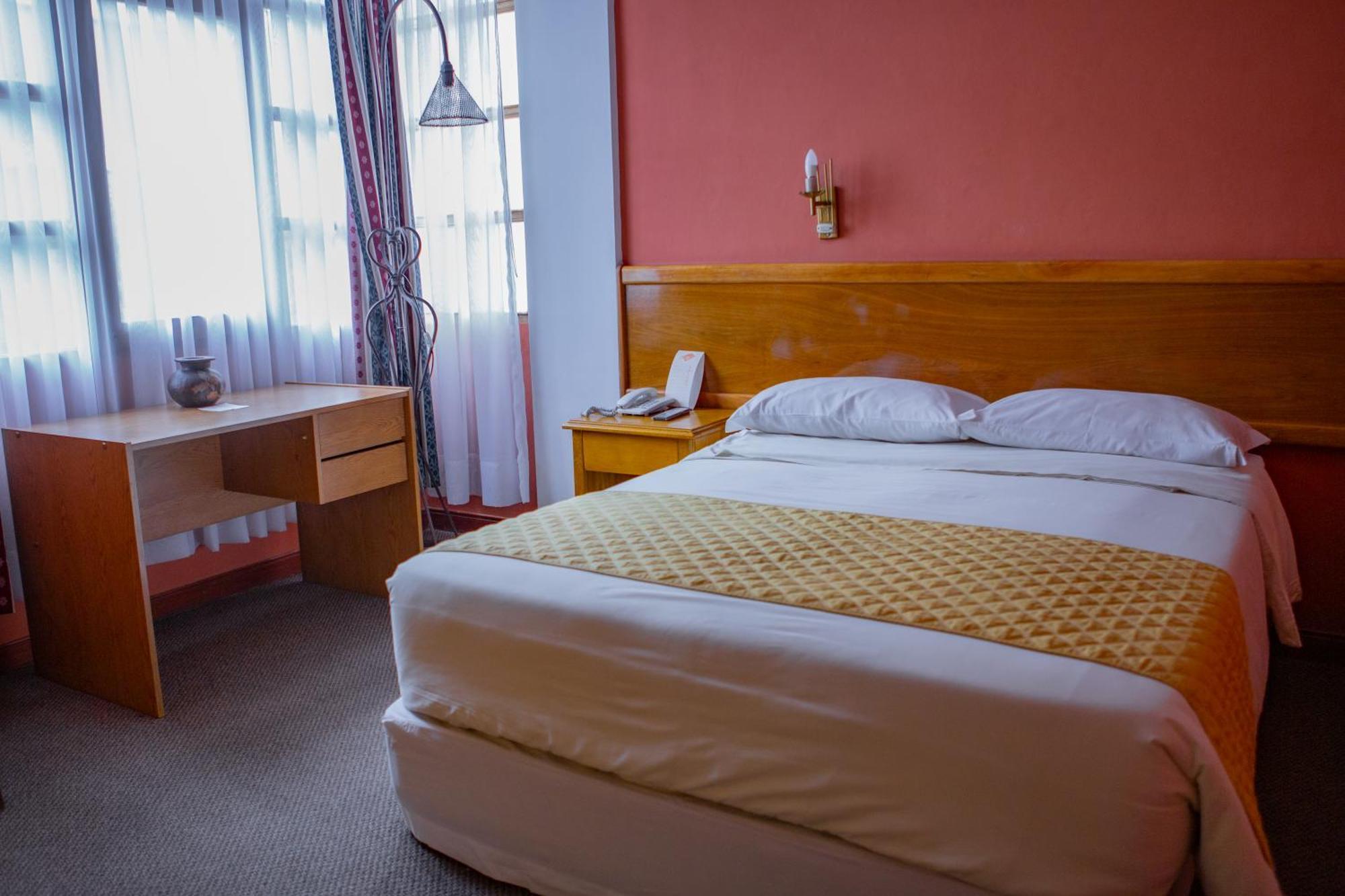 Hotel Cima Argentum Potosi Bagian luar foto