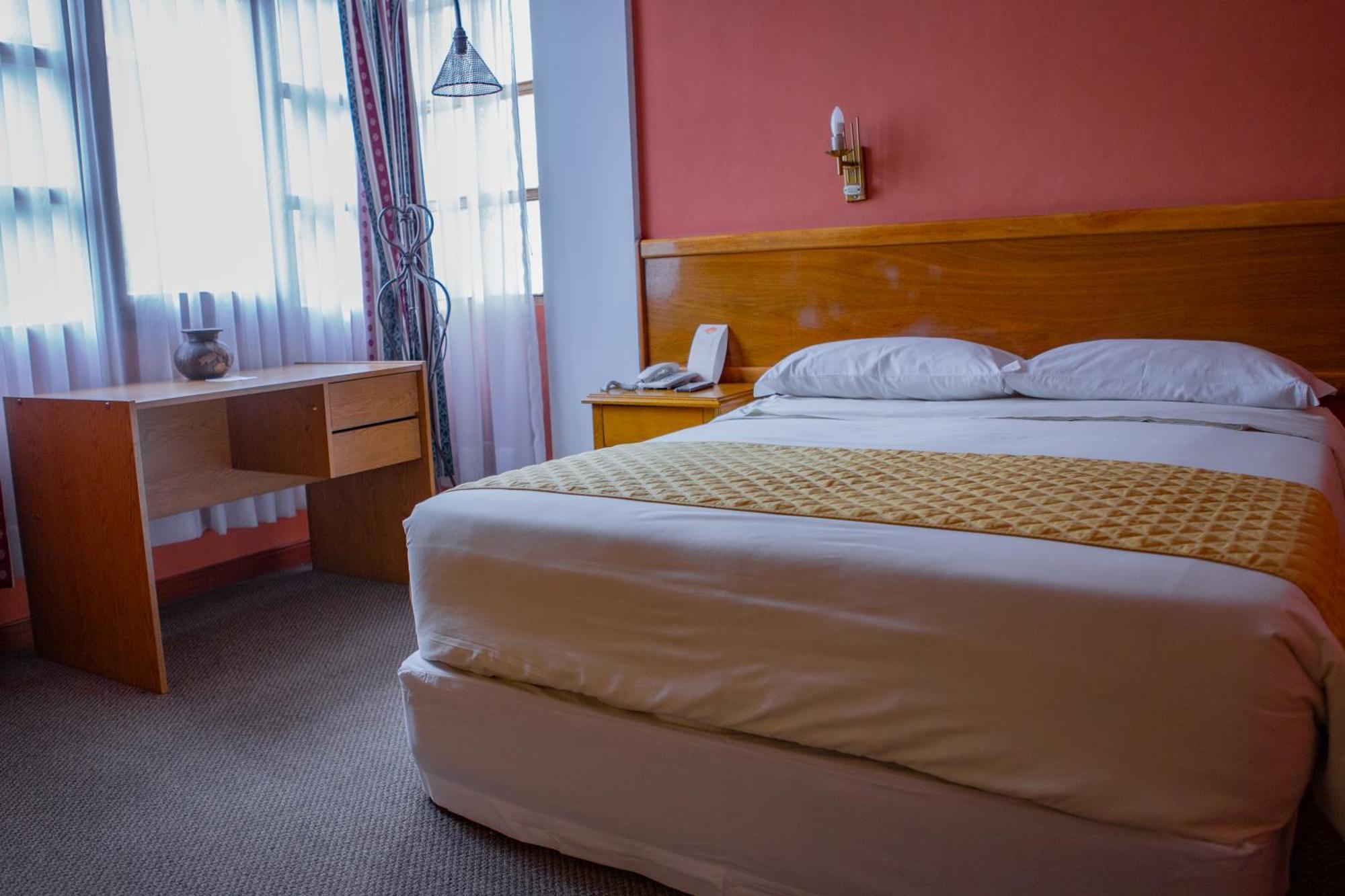 Hotel Cima Argentum Potosi Bagian luar foto