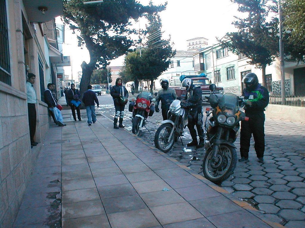 Hotel Cima Argentum Potosi Bagian luar foto